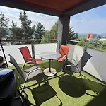 Stylish Presov, Panoramic View & Parking Διαμέρισμα