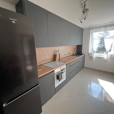 아파트 Stylish Presov, Panoramic View & Parking