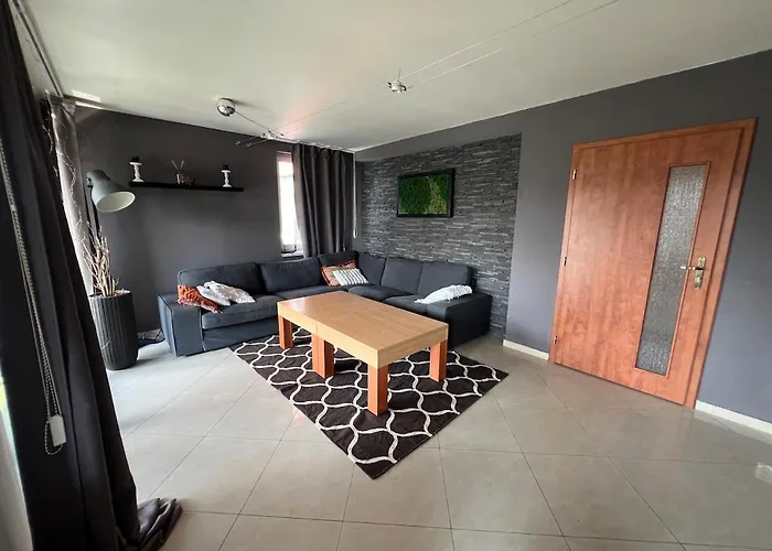 Stylish Presov, Panoramic View & Parking Apartman Eperjes